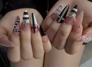 ネイル Julie NailSalonのネイルデザイン