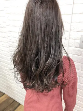 セミロング カラー famille ファミーユのヘアスタイル