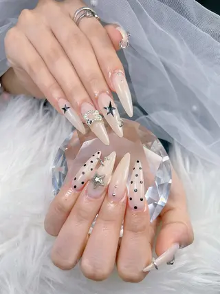 ネイル Miya _nailのネイルデザイン