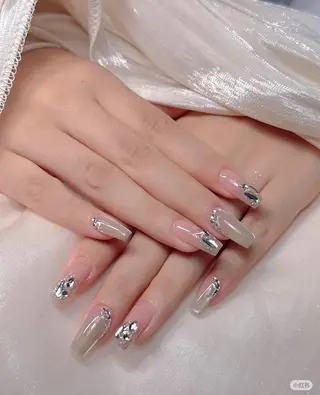 ネイル 里奈 Nailのマツエク・マツパデザイン