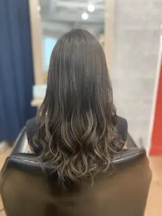 ロング ＳＨＩ ＺＵのヘアスタイル