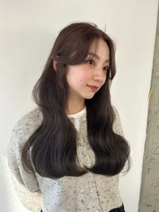 ロング カラー Koto🌿 ブリーチなしカラーのヘアスタイル