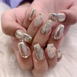 ネイル Tinaネイル 難波のネイルデザイン