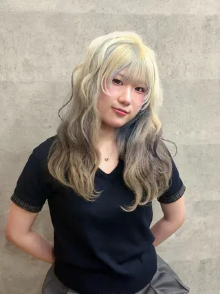 セミロング 楠原 透羽のヘアスタイル