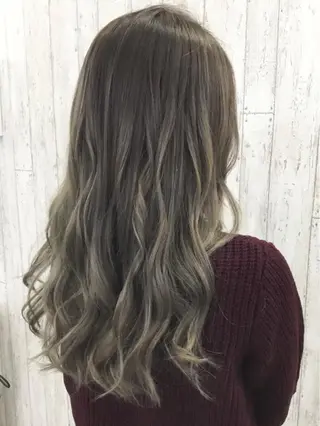 ロング カラー 艶髪🫧髪質改善 縮毛矯正✨影山湧市のヘアスタイル
