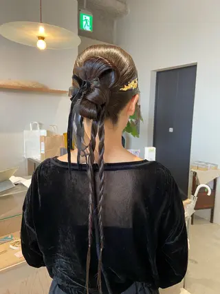 ロング 石川 瑠琉のヘアスタイル
