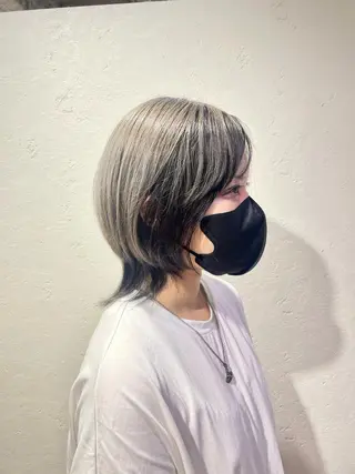 ミディアム 前田 菜奈子のヘアスタイル