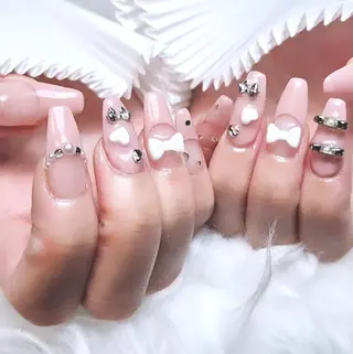 ネイル 🍭Yun nail hyejin🌸のネイルデザイン