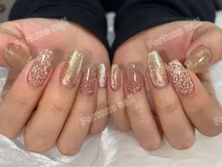 ネイル Nail •Head スパFortunaのネイルデザイン