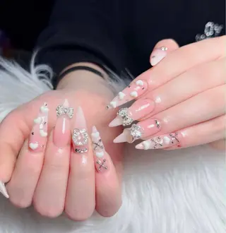 ネイル Lenie Kabukichoのネイルデザイン