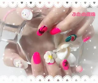 ネイル 林 珠里のネイルデザイン