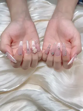 ネイル ENSalon 愛佳のネイルデザイン
