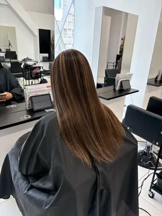 ロング ハイライトモデル募集 ALIVE髙橋賢世のヘアスタイル