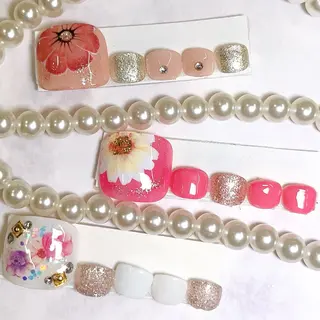 ネイル NailSalon Fluraのネイルデザイン