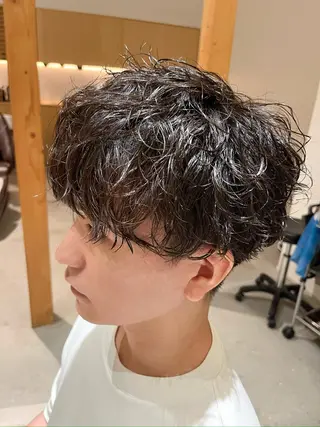 パーマ メンズ 服部 雄輝のヘアスタイル