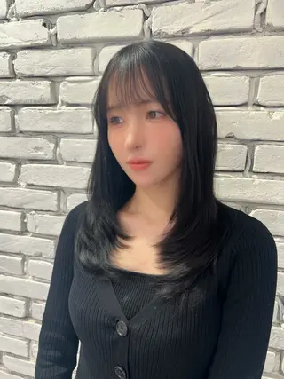 セミロング レイヤーカット 早崎太生のヘアスタイル