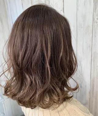 ミディアム カラー 心斎橋韓国ボブ 好原良真のヘアスタイル
