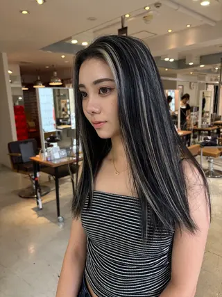 セミロング カラー nameless髪質 改善ブリーチ心斎橋のヘアスタイル