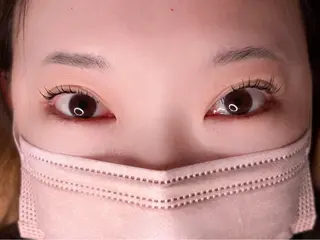 マツエク・マツパ 志村 梨帆のヘアスタイル