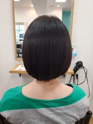 ミディアム 近森 美帆[モーラ高石店]のヘアスタイル