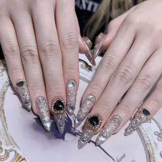 ネイル Queen‘s なんのネイルデザイン