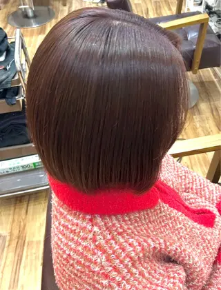 カラー コイエ カレンのヘアスタイル