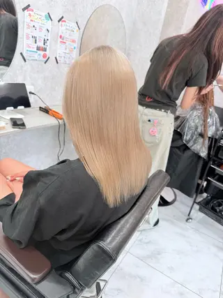 ミディアム カラー 🌺ハイトーン🌺 矢葺 なぎさ🌺🌺のヘアスタイル