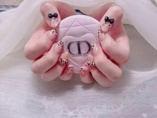 ネイル Kari ネイルサロンのネイルデザイン