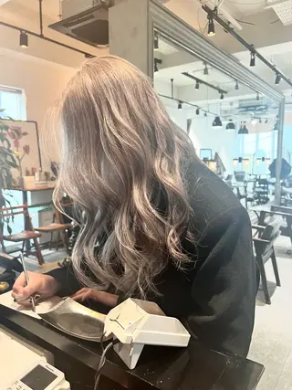 ロング カラー ヘアアレンジ 🌈インナーカラー ‘ショウマ’🌈のヘアスタイル
