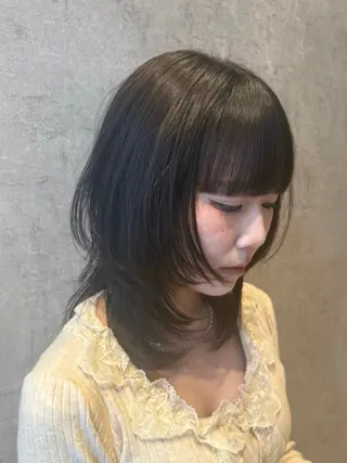 セミロング 🧠Cura Narumi✂️のヘアスタイル