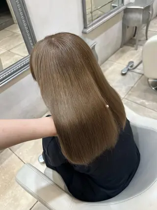 ミディアム カラー 菅沼 花琳のヘアスタイル