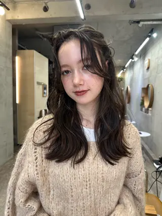 ロング カラー ヘアアレンジ カットモデル募集中 ／HARUKA🎀のヘアスタイル