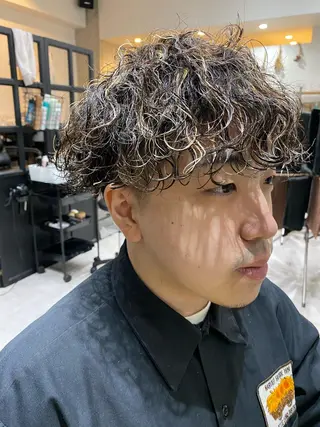 ミディアム カラー パーマ メンズ 似合う髪型見つけます AYAKAのヘアスタイル