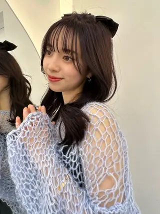 ロング カラー ヘアアレンジ 透明感カラー🩵 レイヤーカットYUIのヘアスタイル