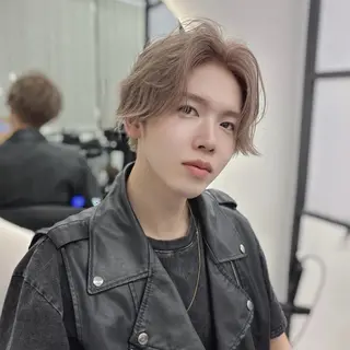 カラー メンズ Ren. 🦋デザインカラーのヘアスタイル