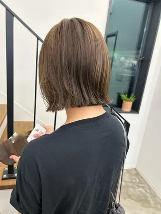 ショート カラー 本澤 朋香のヘアスタイル