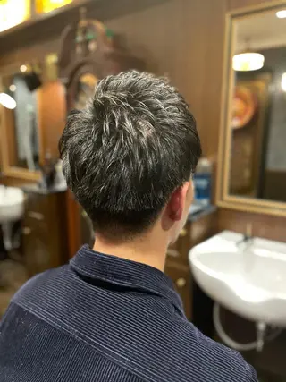 ショート 代表 武田晃英のヘアスタイル