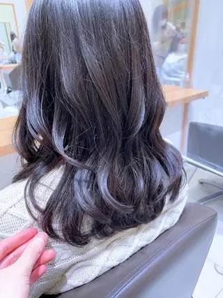 ロング パーマ ARMONY秋山輝也 コテ巻き風パーマ特化のヘアスタイル