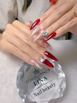 ネイル Lina  nail beautyのネイルデザイン