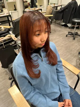 セミロング カラー 艶髪レイヤー上田 紗也🇰🇷💗のヘアスタイル