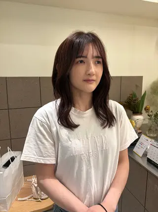 セミロング natsuki /HUIのヘアスタイル