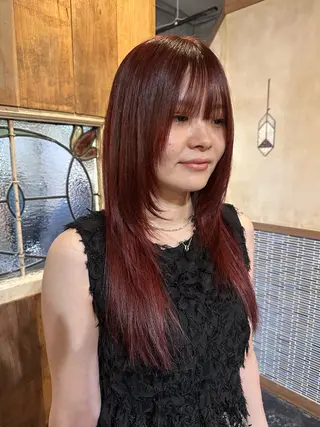 ミディアム カットモデル/カラー rionのヘアスタイル