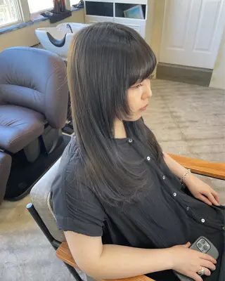 ロング カラー 🍋透け感カラー🍃 オリーブ🍐Kahoのヘアスタイル