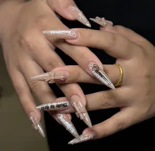 ネイル Pure&Rich Nailのネイルデザイン
