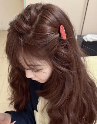 カラー 中×韓mix🥀秋色 ワンホンヘア🤍のヘアスタイル