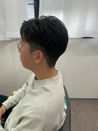 メンズ hikaru💘髪質 改善 透明感カラーのヘアスタイル