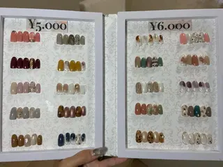 ネイル Adore nailのネイルデザイン