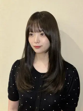 ロング 透明感／暖色カラー ／マツエク／ここなのヘアスタイル