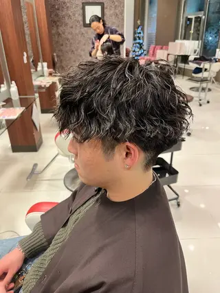 ショート パーマ ブリーチ/暖色カラー 宮城陽日のヘアスタイル