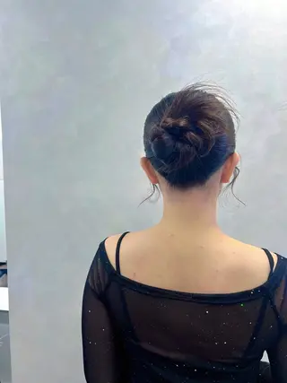 セミロング カラー ヘアアレンジ 🎨カラー満足度 500%💫ヅル💫のヘアスタイル